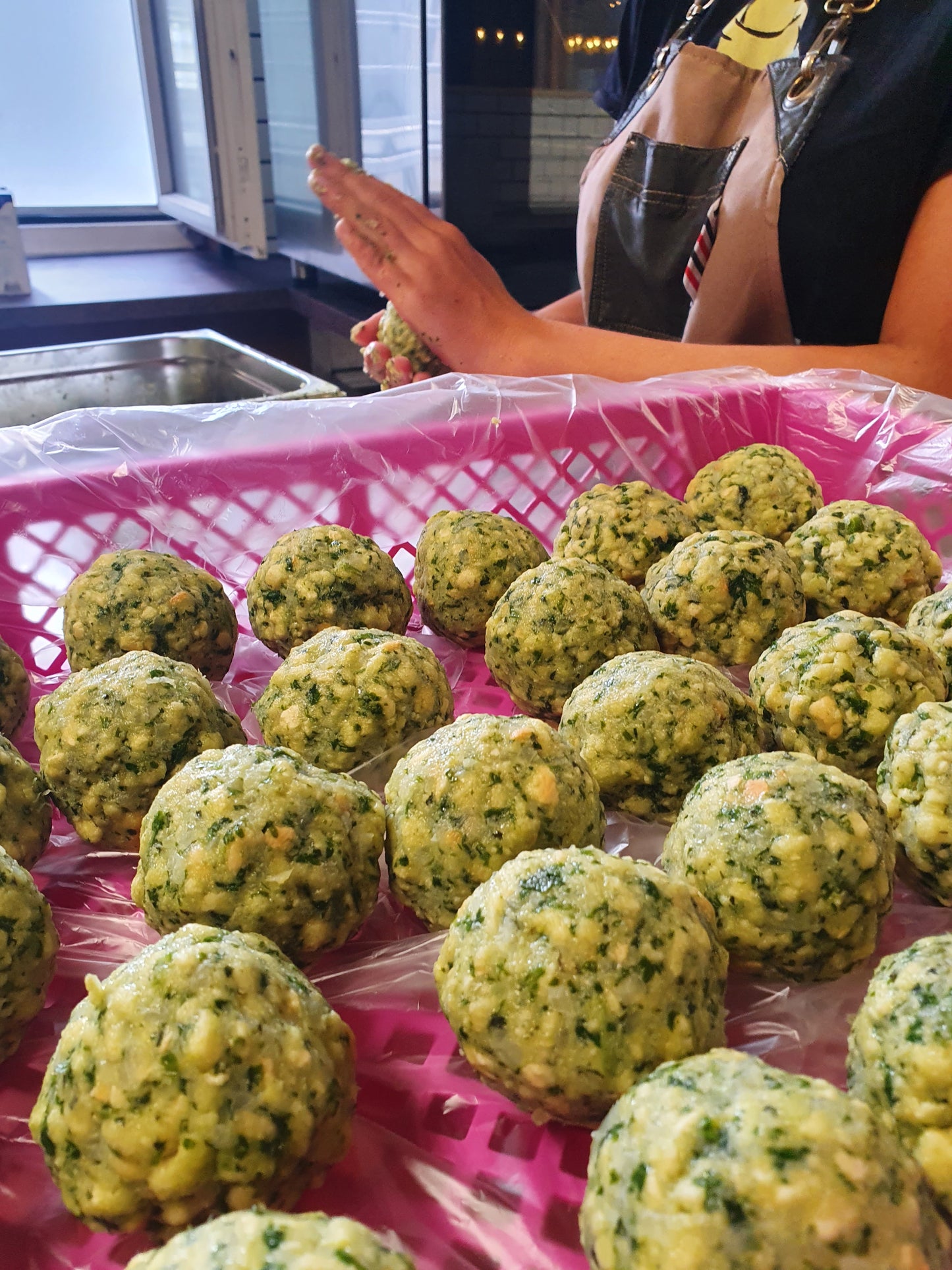 Dumplings (Knödel) with Herbs 290g (4 Pieces for 1-2 Portions)