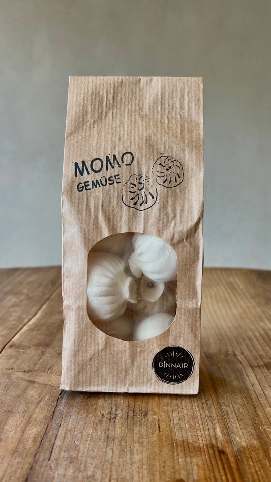 Momos with Vegetables 200g (6 Pieces for 1-2 Portions)